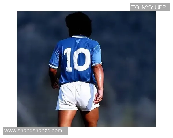 杰出足球明星盘点以J字母开头的传奇球员与他们的辉煌成就