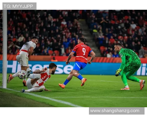 捷克足球传奇人物回顾与影响力分析探讨